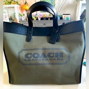 Coach Field Tote 40 In Organic Cotton Canvas With Coach Badge